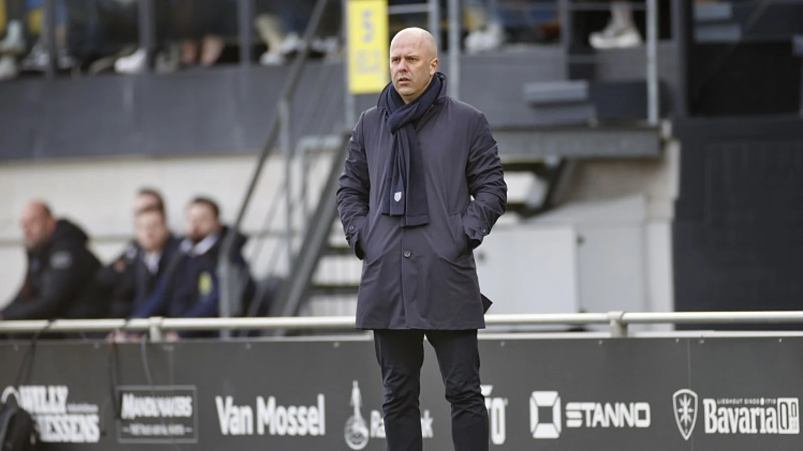 Van der Laan: 'Ik denk dat Feyenoord meer bezig moet zijn met plek 2'