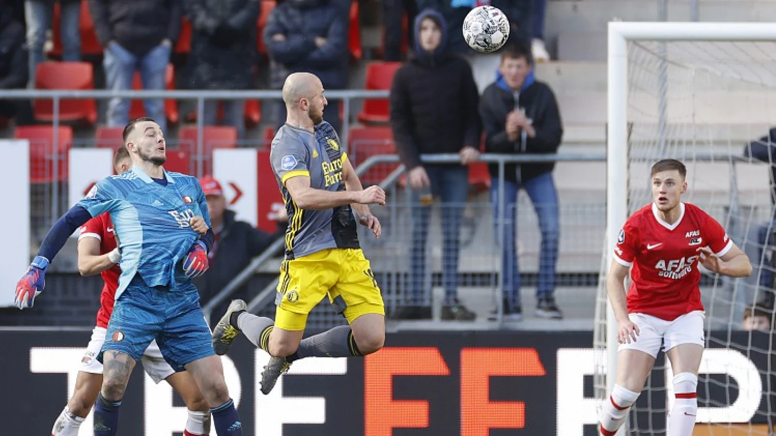 Twee Feyenoorders in elftal van de week ondanks nederlaag
