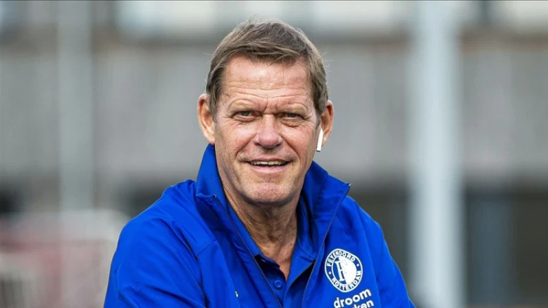 'Frank Arnesen verlengt contract bij Feyenoord'