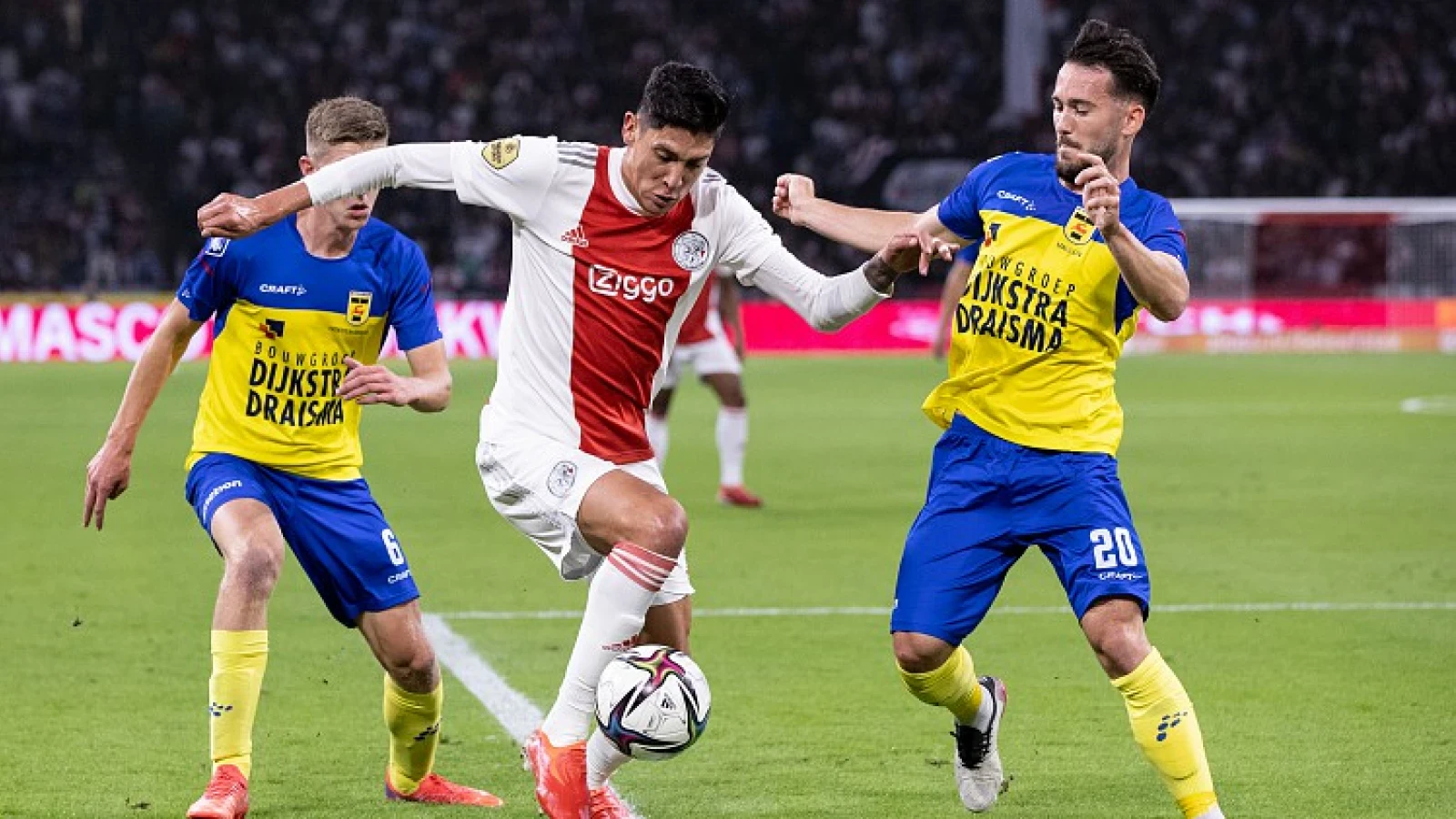EREDIVISIE | Ajax wint in slotfase
