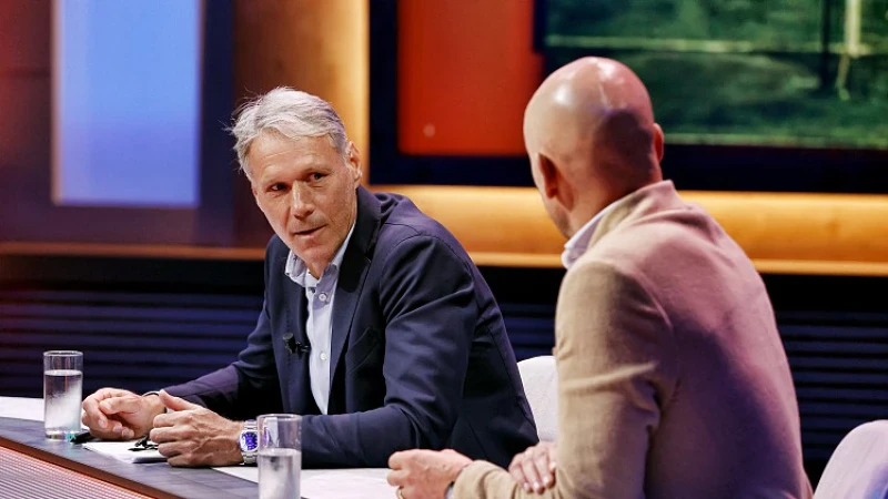 Van Basten droomt hardop: 'Mag van mij op de laatste dag beslist worden met Feyenoord er ook nog bij'