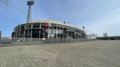 Opbrengsten uit oefenwedstrijd tussen Feyenoord en RKC Waalwijk naar projecten om Oekraïense vluchtelingen te helpen