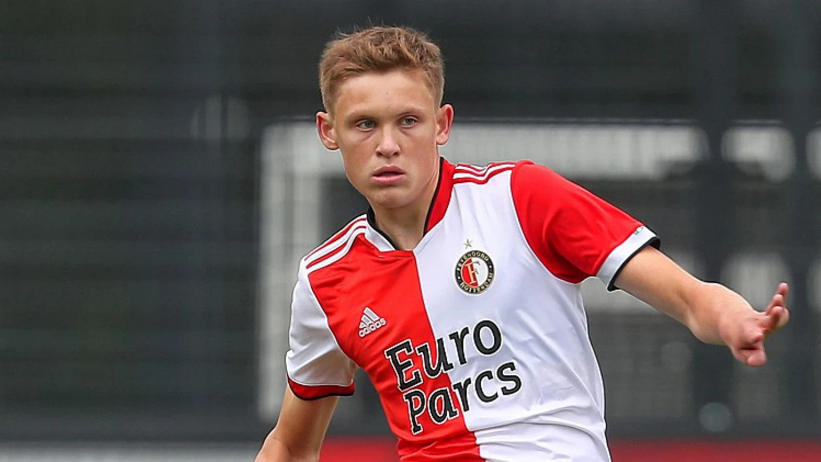'Feyenoord gaat 16-jarig talent vastleggen' 