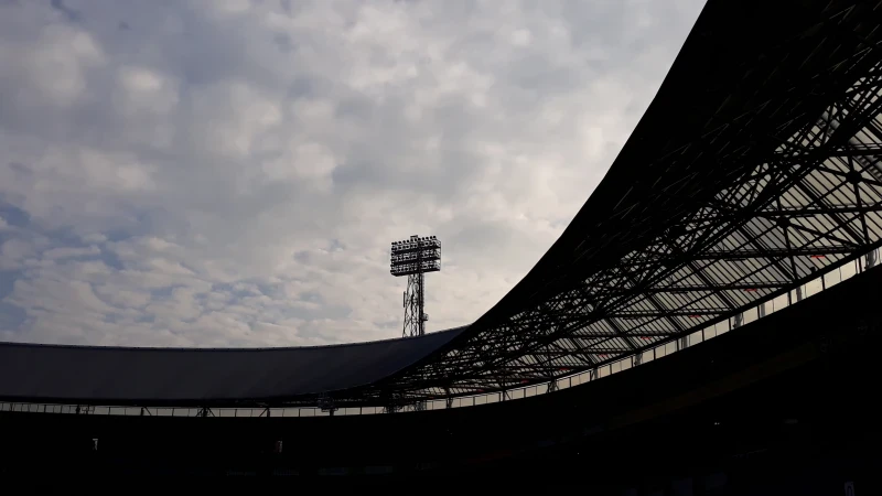 Feyenoord ontvangt FC Utrecht in uitverkochte Kuip