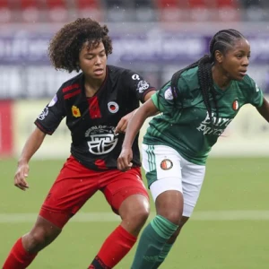 OFFICIEEL | Celainy Obispo verlengt contract bij Feyenoord