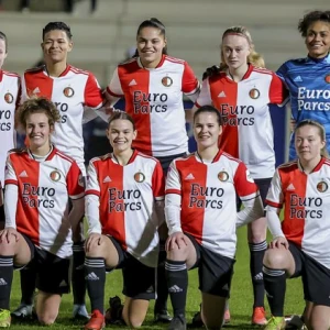 Feyenoord Vrouwen 1 speelt gelijk tegen PEC Zwolle Vrouwen