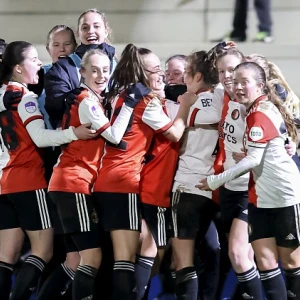 SAMENVATTING | Feyenoord Vrouwen 1 - PEC Zwolle (2-2)