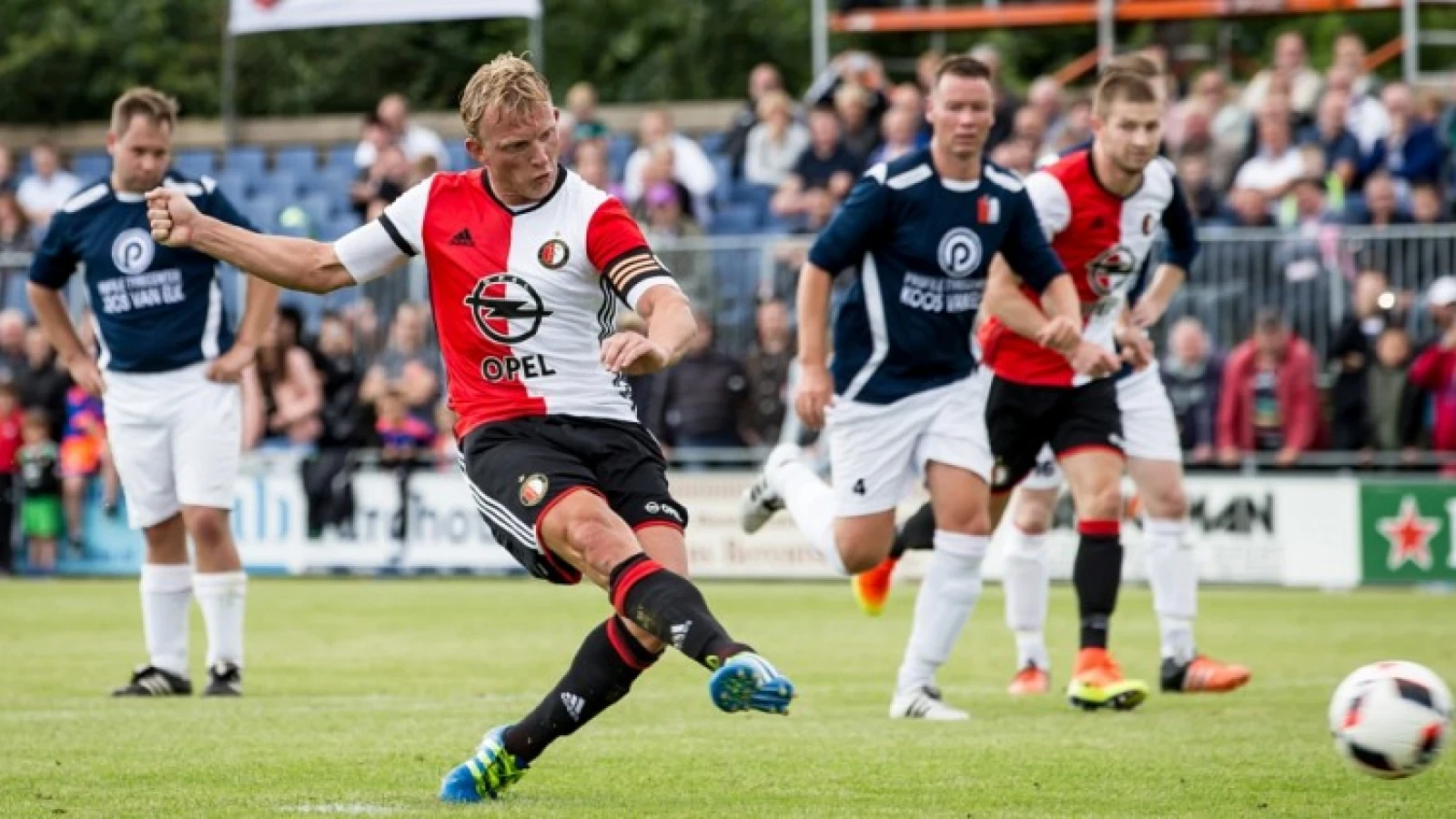 Kuyt: 'Als je weet hoe het voelt om te missen, wordt het makkelijker om ze te maken'