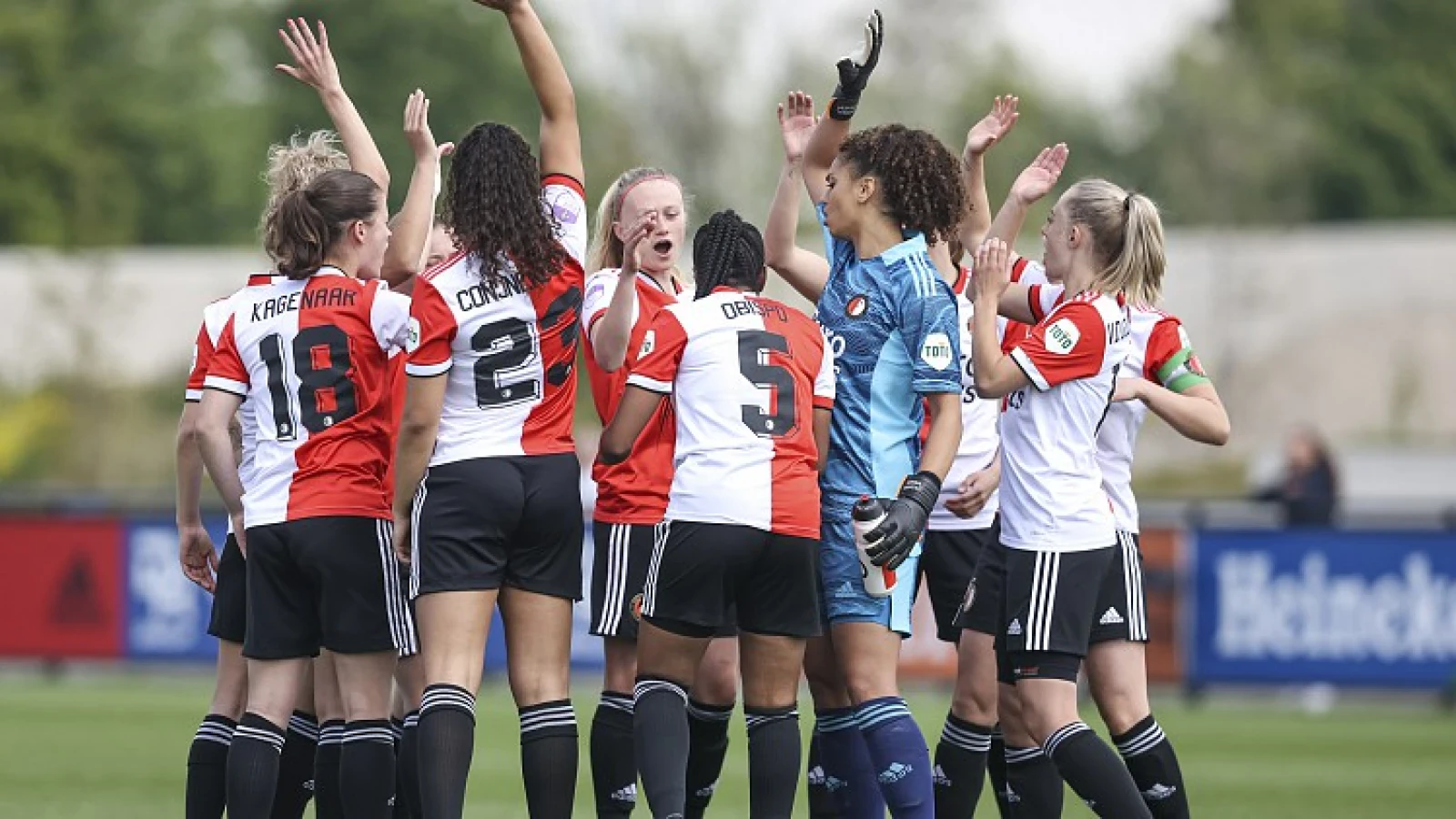Feyenoord Vrouwen slaan belangrijke slag: 'Staf voor volgend seizoen compleet'