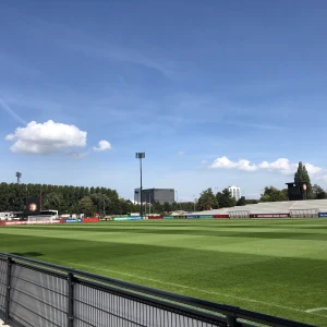 Feyenoord O-21 wint van Almere City en pakt koppositie 