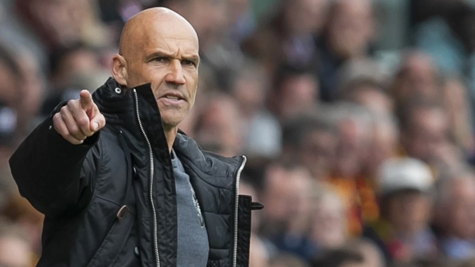 Vitesse-coach waarschuwt Feyenoord voor Romeinse listigheid