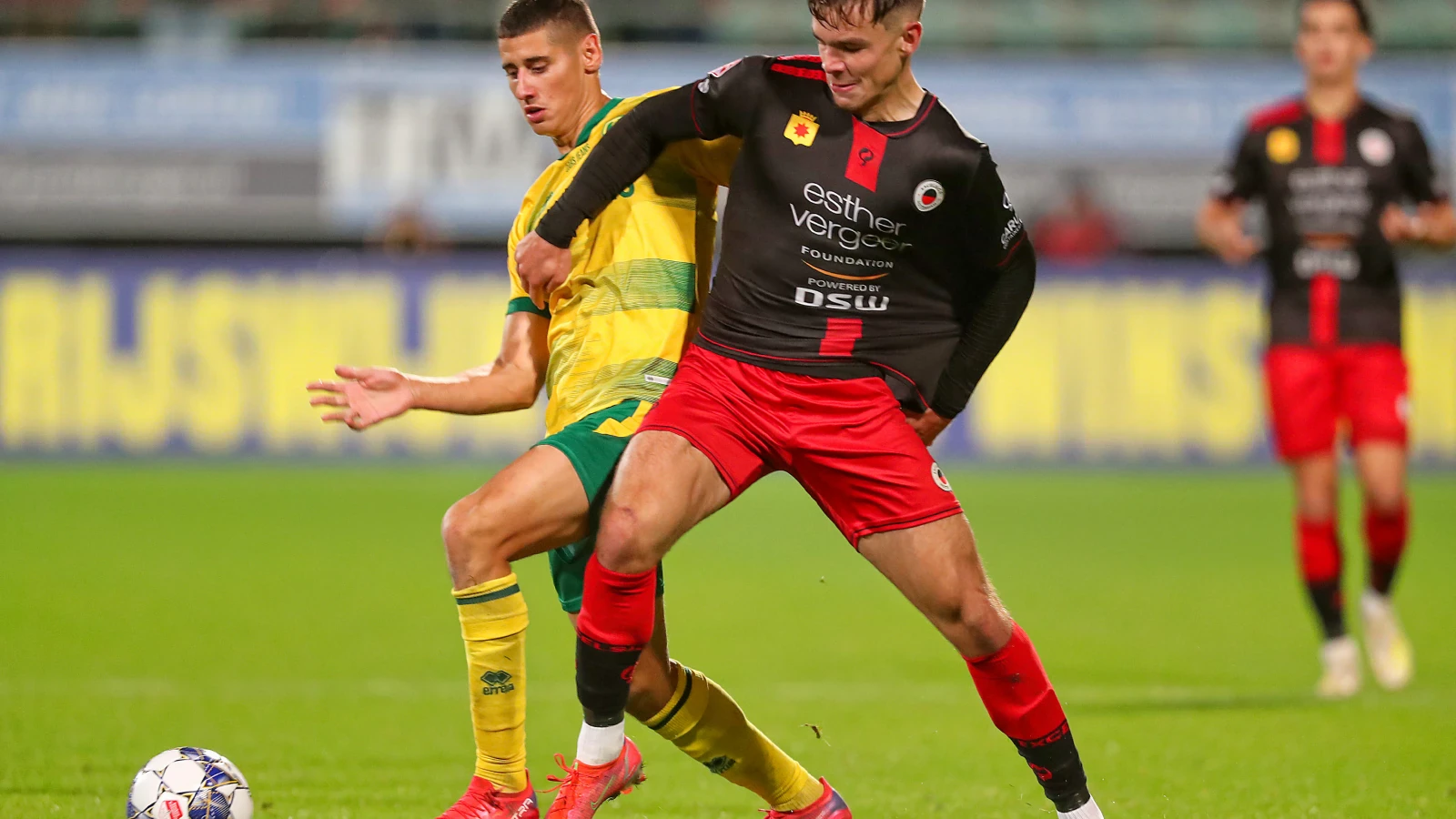 PLAY-OFFS | Excelsior wint en promoveert naar Eredivisie
