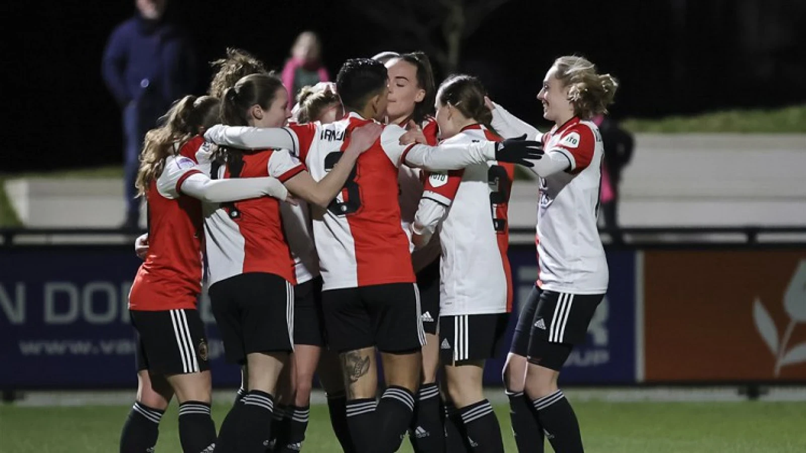 Feyenoord V1 in de Kuip onderuit tegen Ajax V1