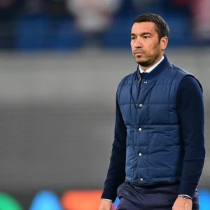 Van Bronckhorst verliest met Rangers FC finale van de Europa League