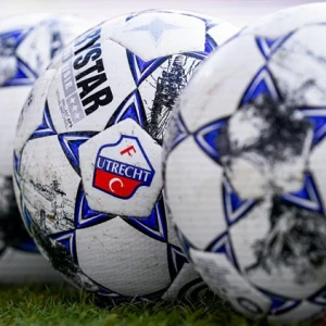 Play-offs Europees Voetbal | SC Heerenveen wint in slotfase, FC Utrecht wint ruim van Vitesse
