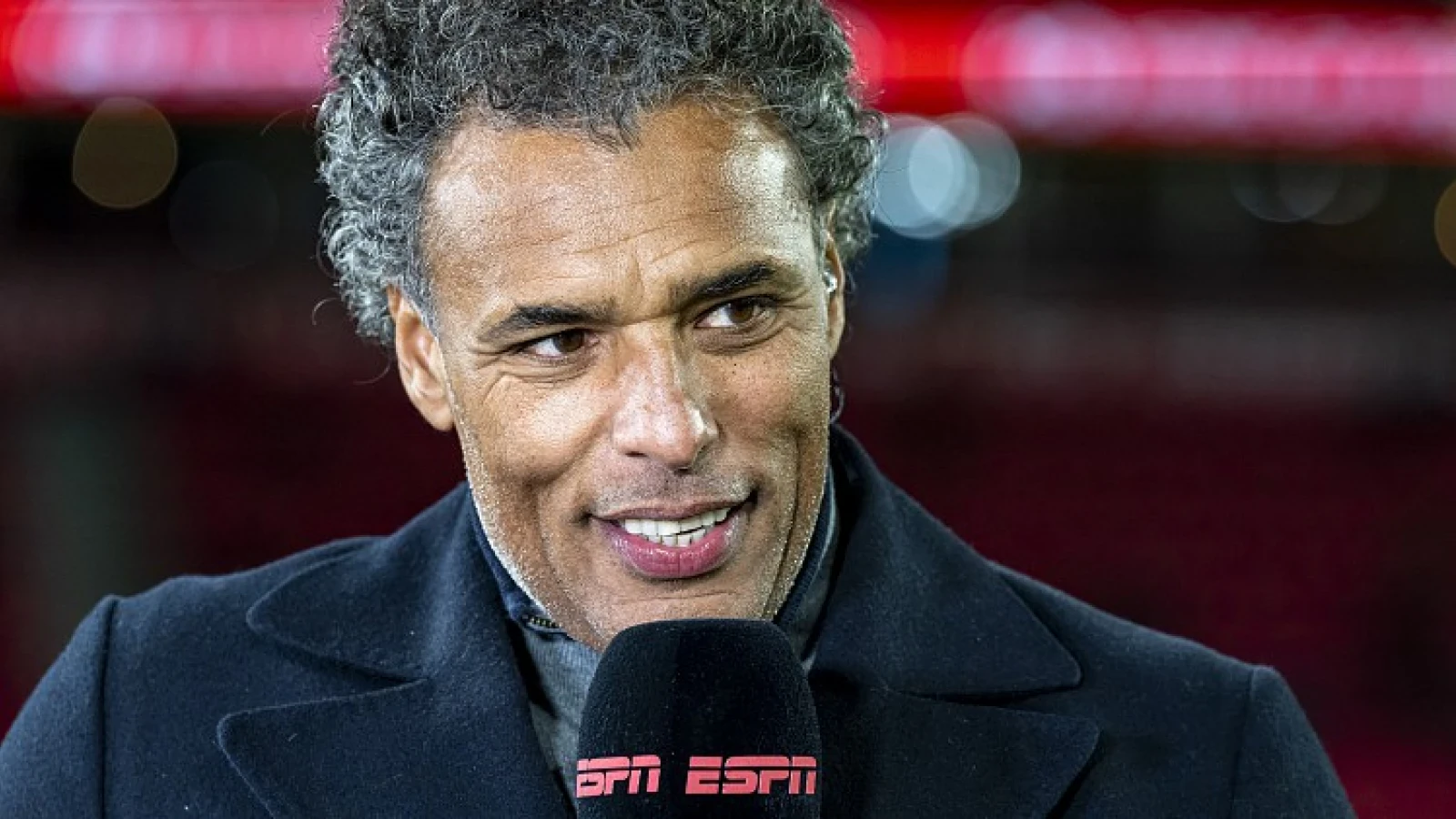 Van Hooijdonk: 'Feyenoord moet gewoon het spel spelen wat ze altijd spelen'