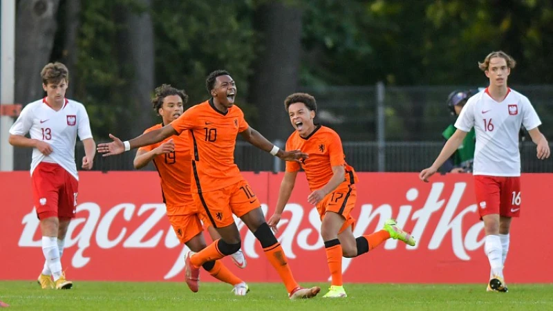 Oranje onder 17 wint knap van Frankrijk mede dankzij goal Milambo