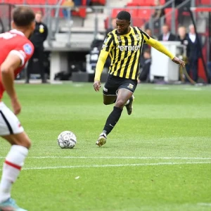 Bazoer over mogelijke interesse Feyenoord: 'Helemaal geen contact'