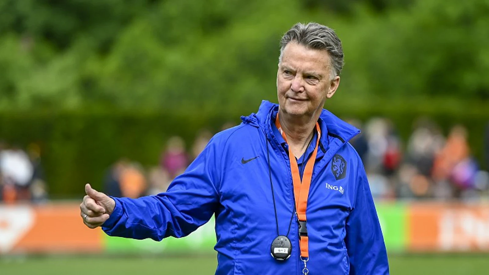 Van Gaal onthult Feyenoorder op schaduwlijst: 'Er zijn veel meer spelers in beeld'