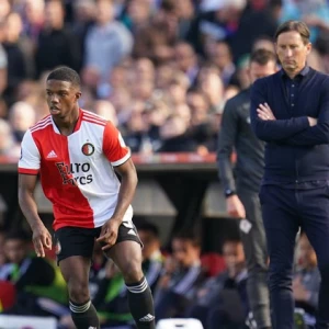 'Manchester United werkt hard aan deal met Feyenoord'