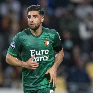 Jahanbakhsh verliest met Iran van Algerije