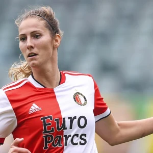 OFFICIEEL | Feyenoord langer door met Pia Rijsdijk