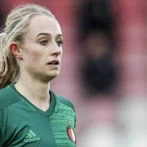 OFFICIEEL | Van den Goorbergh verlengt bij Feyenoord