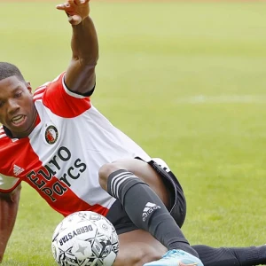 Transfer dichtbij: 'Feyenoord en Olympique Lyon naderen elkaar in de vraagprijs'