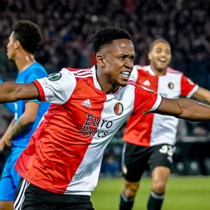 'Sevilla FC een van de belangstellende voor Luis Sinisterra'