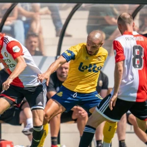 Feyenoord verliest oefenwedstrijd van Union Sint-Gillis