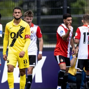 Feyenoord wint met ruime cijfers oefenwedstrijd van NAC Breda