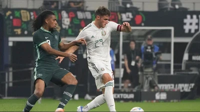 OFFICIEEL | Santiago Giménez gepresenteerd bij Feyenoord