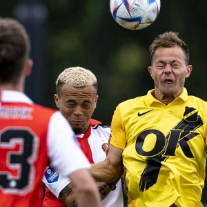 Nieuwe tegenslag voor Feyenoord: 'Linksback haakt af'