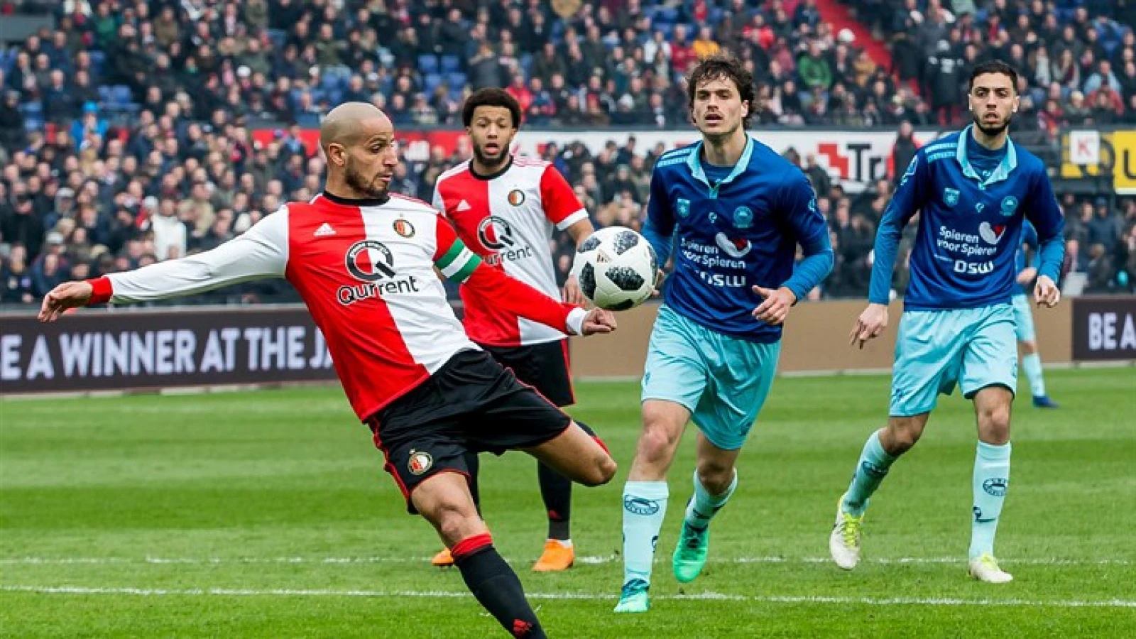 El Ahmadi over aanbod Feyenoord: 'Ik denk dat ik dat wel ga doen'
