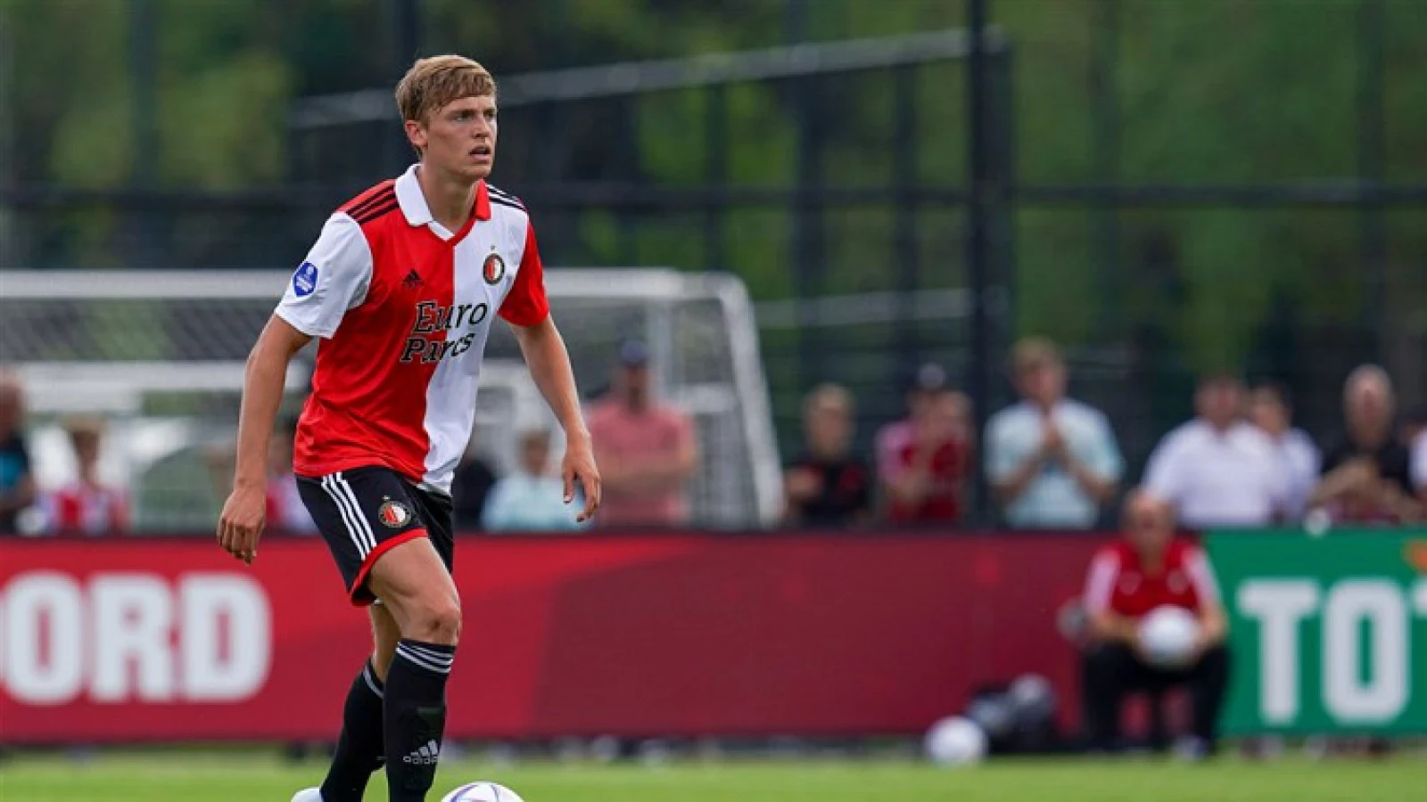 'Jansen en Valk gaan contract bij Feyenoord verlengen'