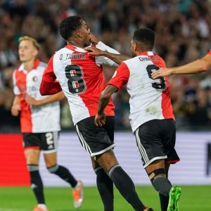 Ruime overwinning voor Feyenoord tegen FC Emmen