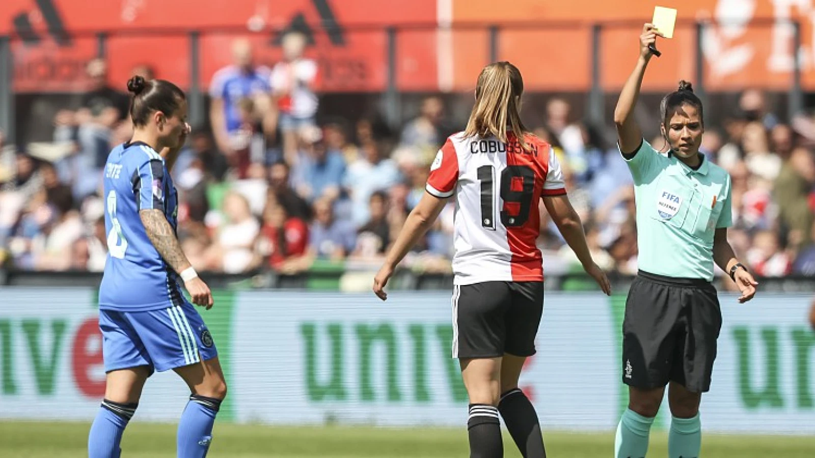 Feyenoord V1 wint oefenwedstrijd met 3-0
