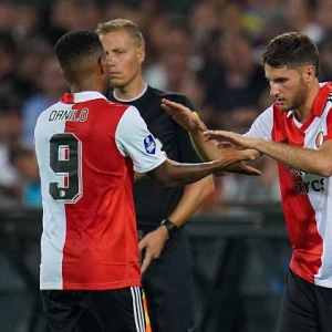 #PraatMee | Wie moet de eerste spits worden van Feyenoord?
