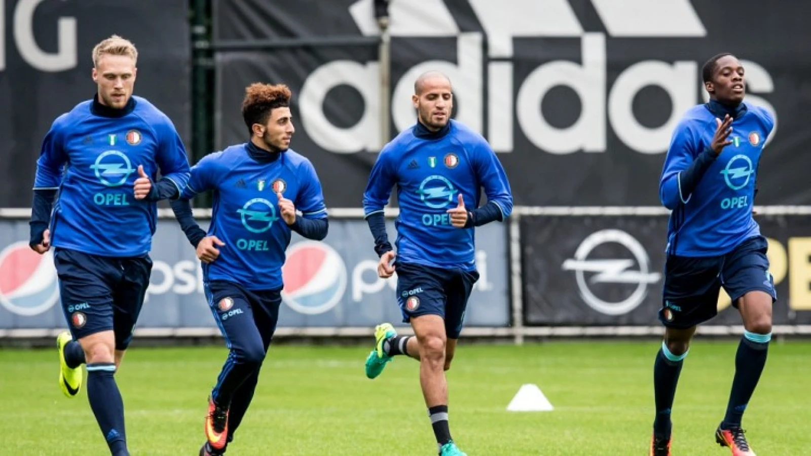 El Ahmadi: 'Ik denk dat we met hem en Michiel een garantie voor doelpunten hebben dit jaar '