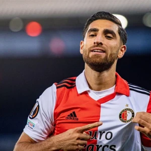 Sterk spelende Jahanbakhsh genomineerd voor UEFA Europa League Player of the Week