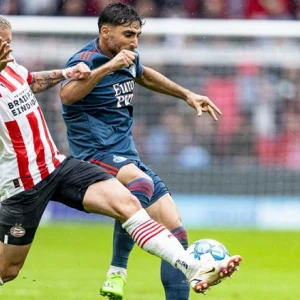 Feyenoord verliest spannend duel van PSV