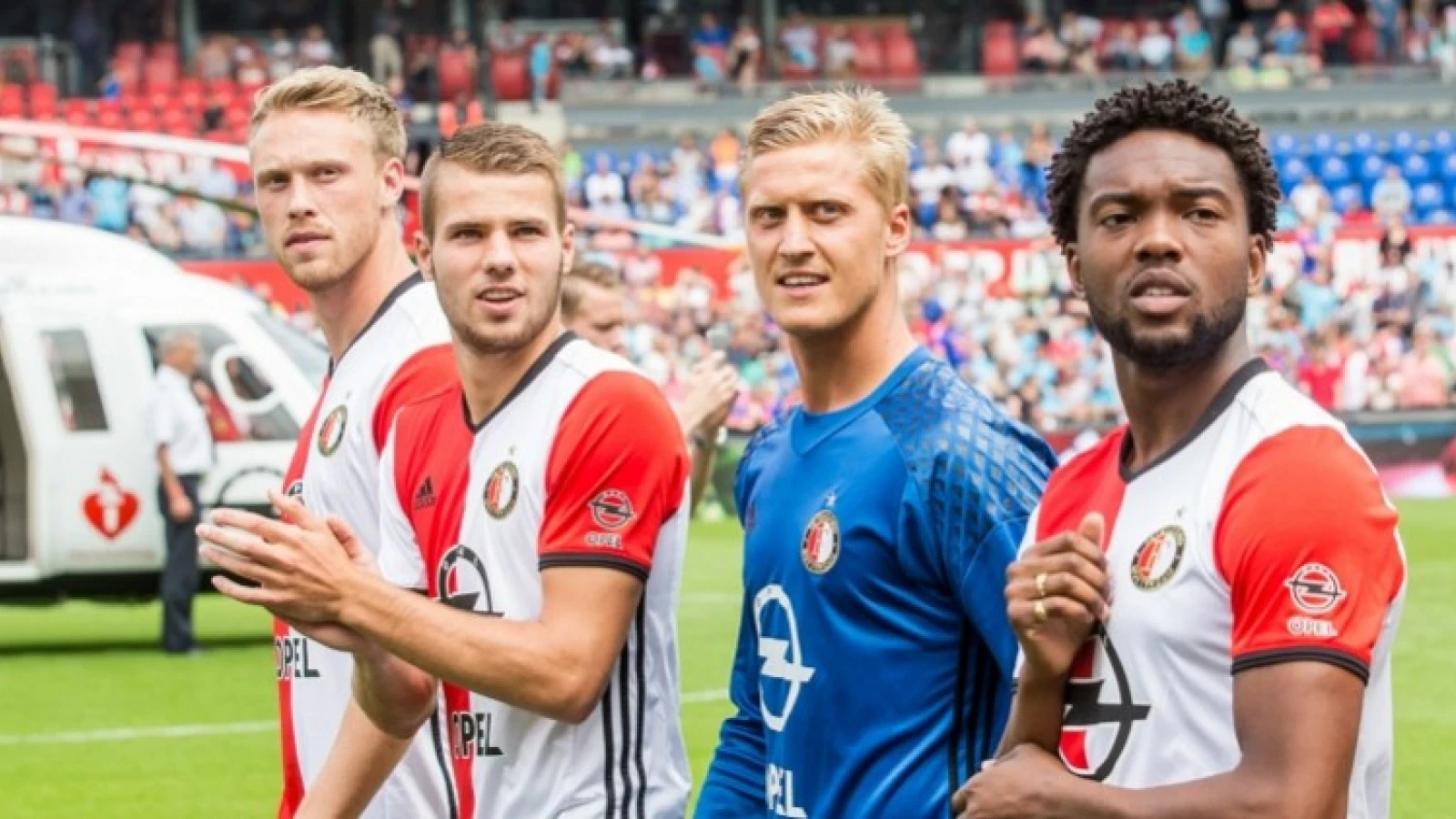 Twijfel heerst over Feyenoord back: 'Hij durft gewoon niet!'