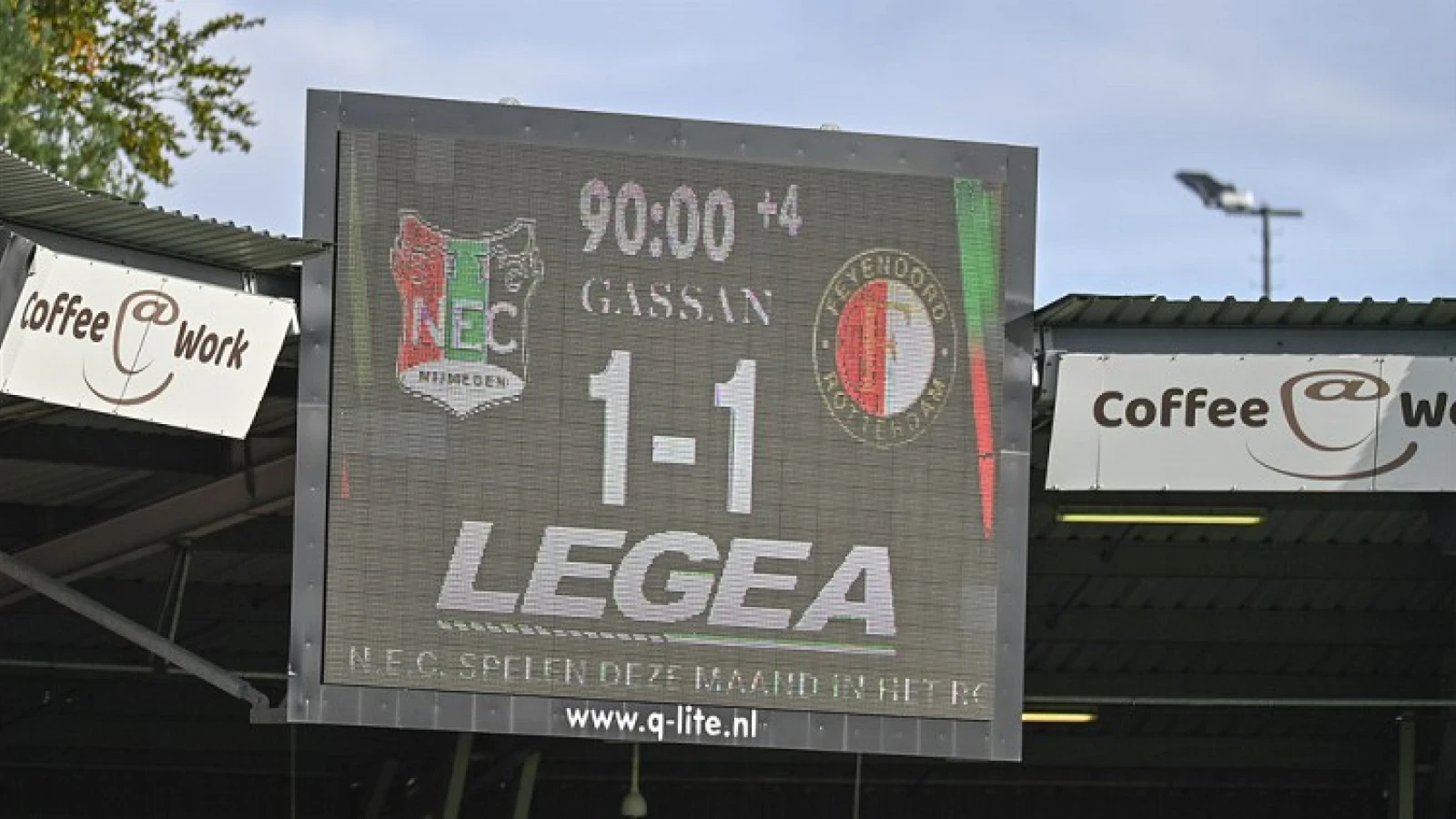 STAND | Feyenoord profiteert niet optimaal van puntenverlies rivalen