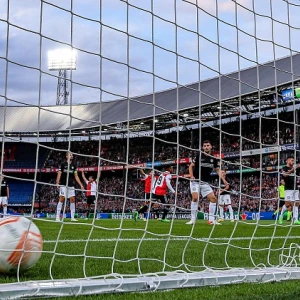 'Ik kan me niet voorstellen dat Feyenoord het veld opstapt dat ze al gewonnen hebben'