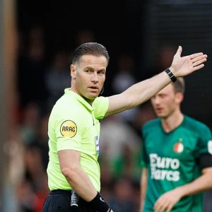 Arbitrage AZ-Feyenoord bekend