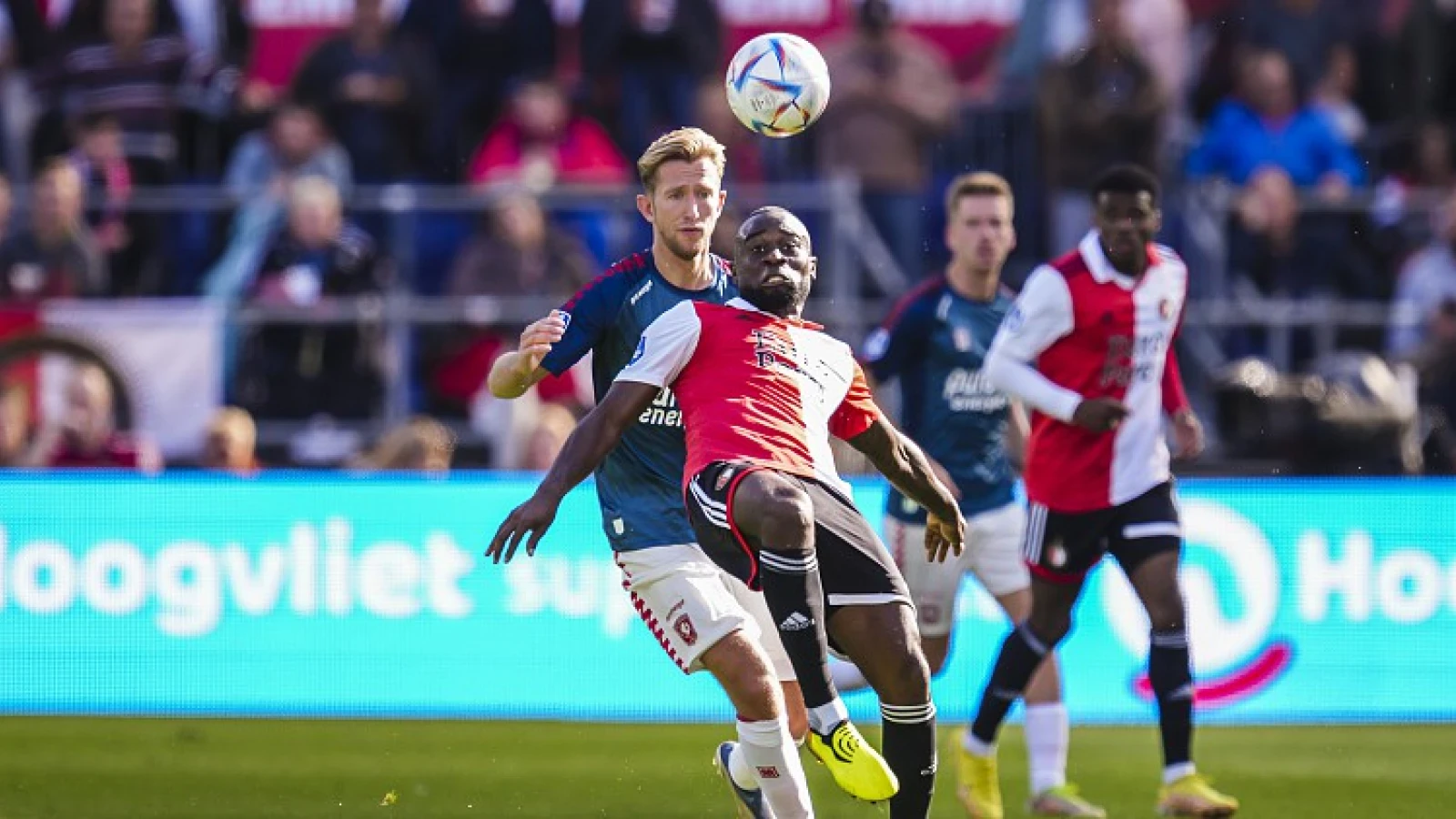 #PraatMee | 5-3-2 is niet de oplossing voor Feyenoord