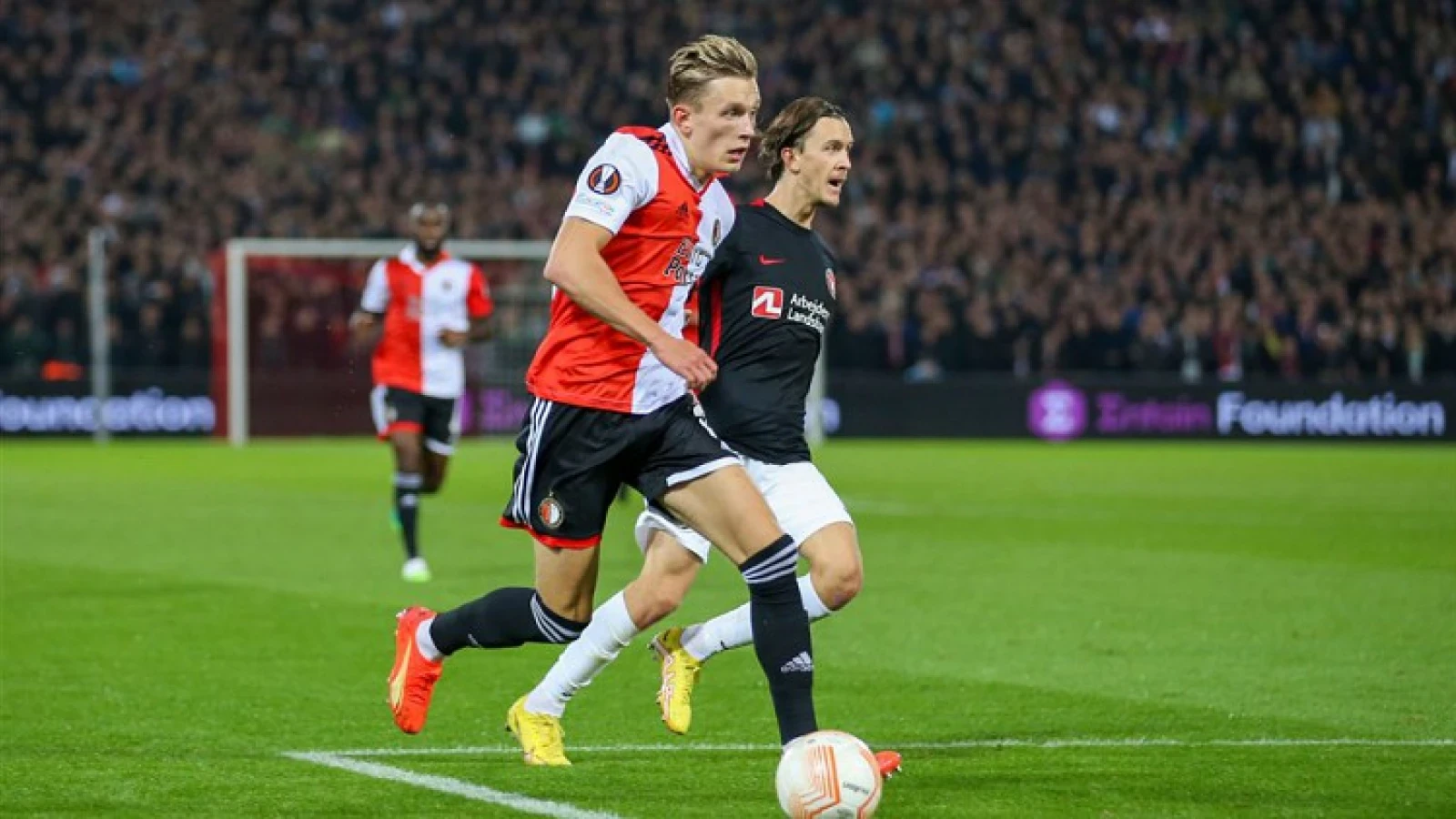 STAND | Feyenoord blijft koploper in groep F