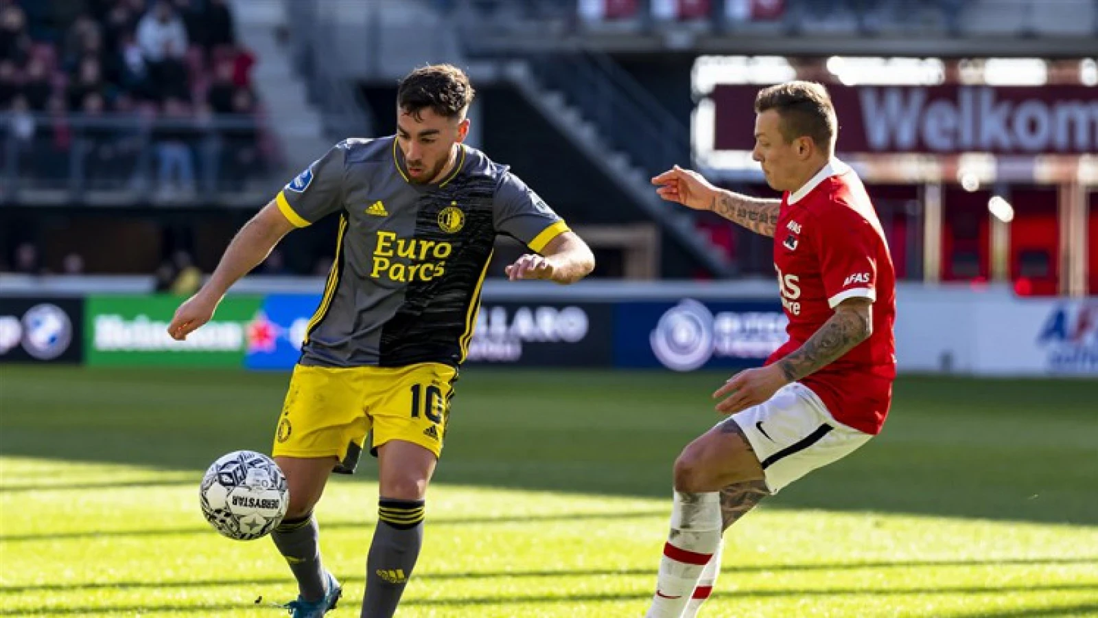 Twee scorende ploegen tegenover elkaar in het AFAS Stadion