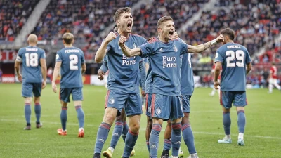 Avsaroglu pleit voor wissel: 'Die vind ik niet zo goed, eerlijk gezegd'