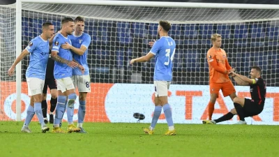 SS Lazio wint van FC Midtjylland en pakt koppositie